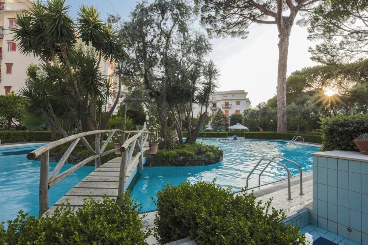 Sorrentovibes - Modern Apartment With Terrace, Swimming Pool&Tennis Eksteriør bilde