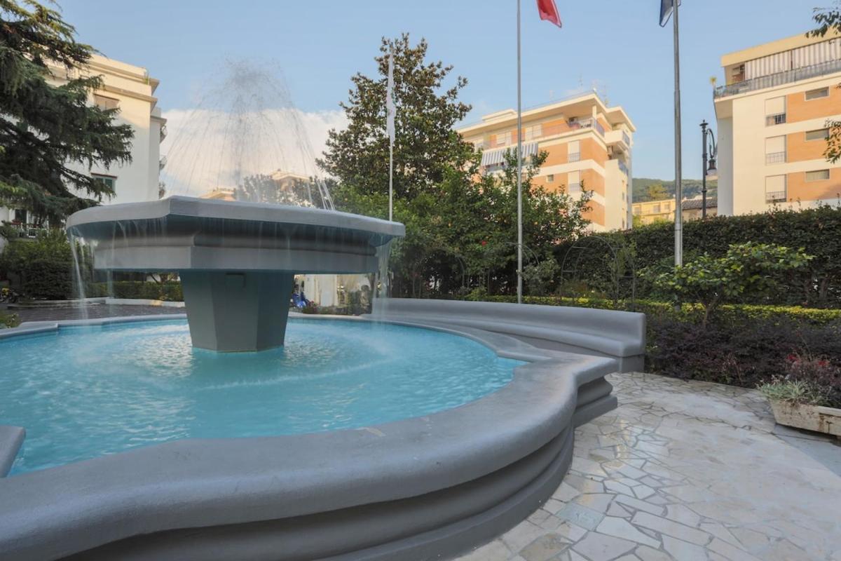 Sorrentovibes - Modern Apartment With Terrace, Swimming Pool&Tennis Eksteriør bilde