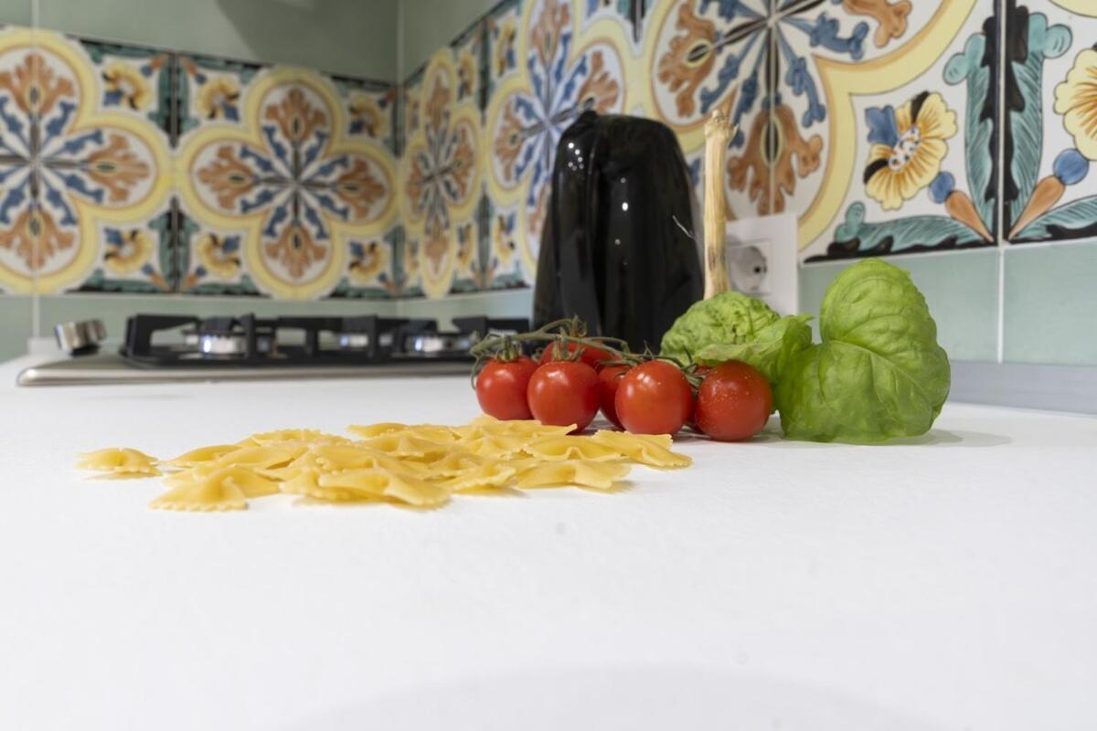Sorrentovibes - Modern Apartment With Terrace, Swimming Pool&Tennis Eksteriør bilde